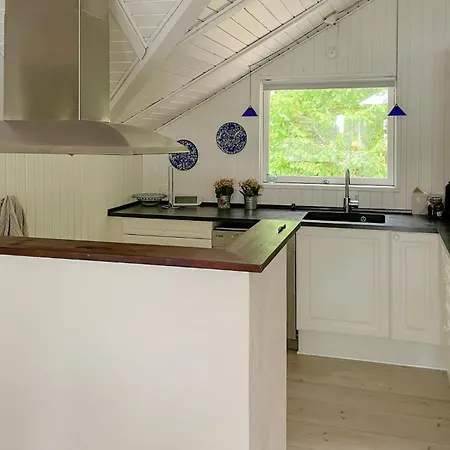 4 Bedroom Gorgeous In Tranekær