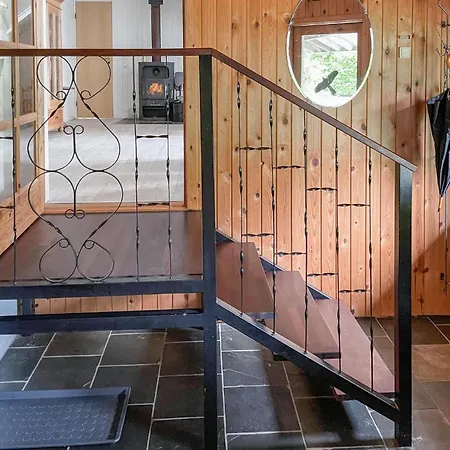 4 Bedroom Gorgeous In